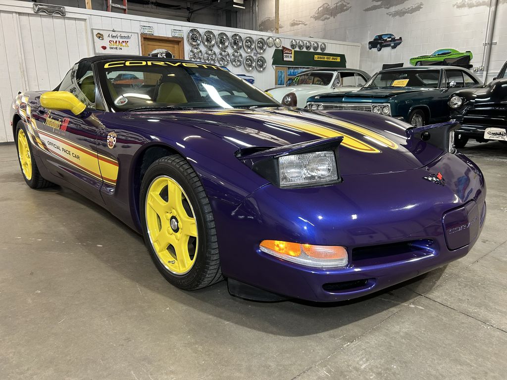Photo 4 of this CHEVROLET CORVETTE