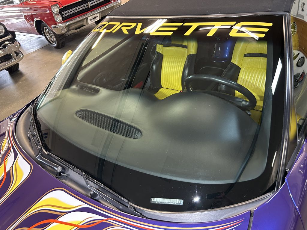 Photo 18 of this CHEVROLET CORVETTE