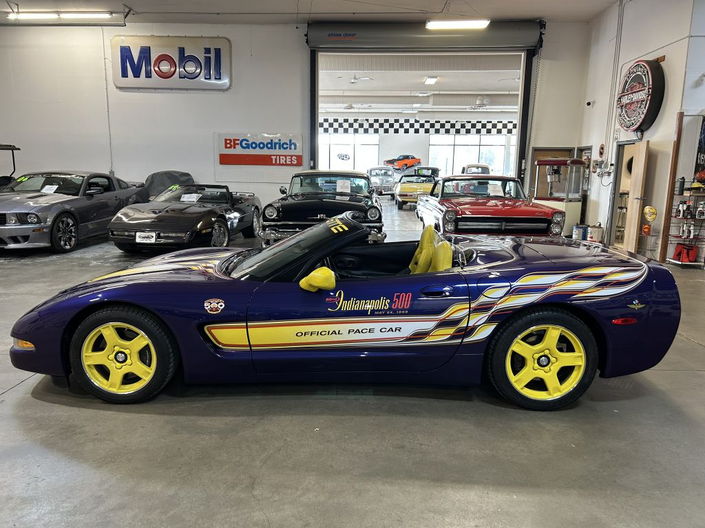 Photo 39 of this CHEVROLET CORVETTE