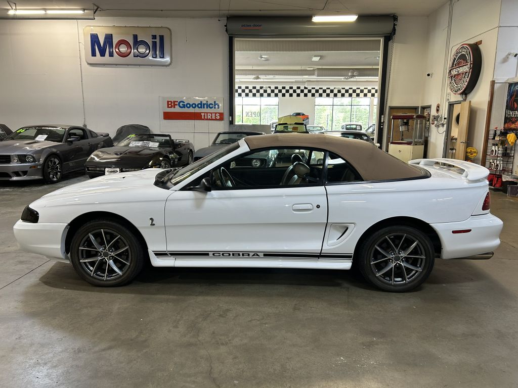 Photo 8 of this FORD MUSTANG