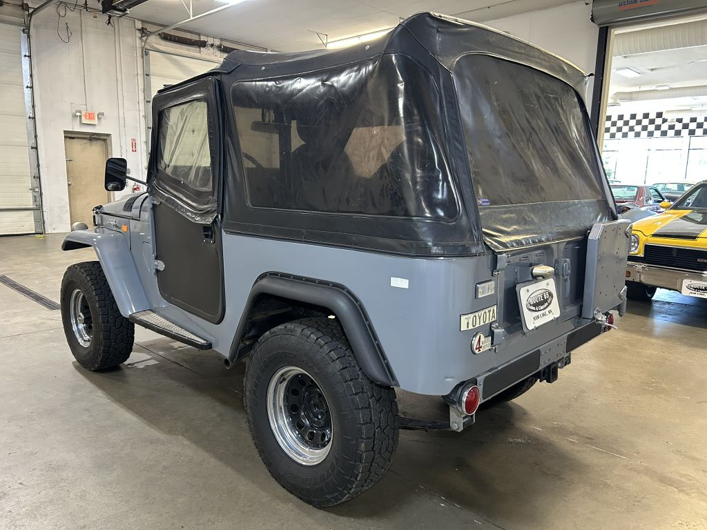 Photo 7 of this TOYOTA FJ40
