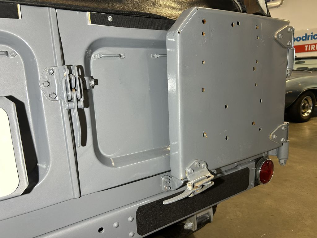Photo 21 of this TOYOTA FJ40
