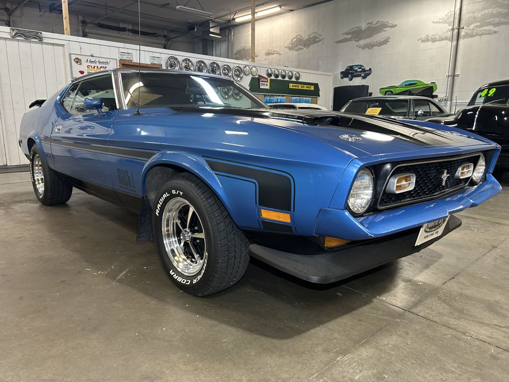 Photo 3 of this FORD MUSTANG