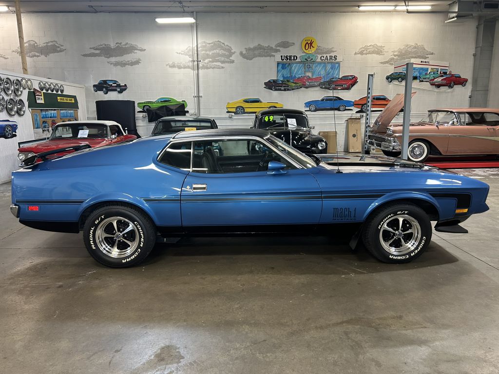 Photo 4 of this FORD MUSTANG
