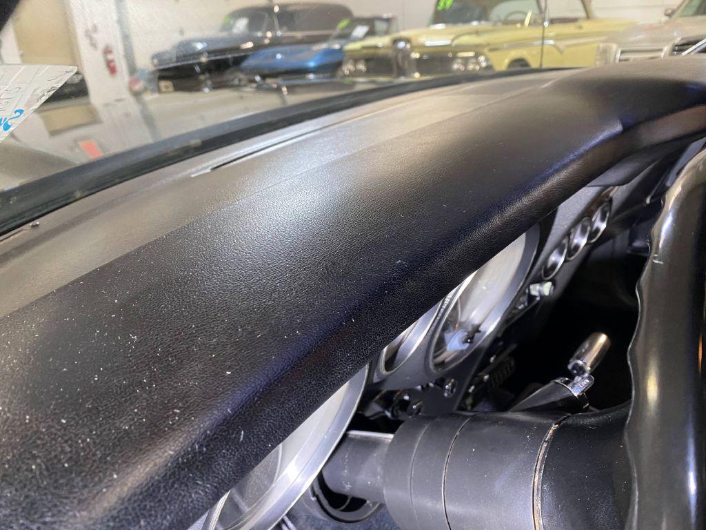 Photo 33 of this FORD MUSTANG