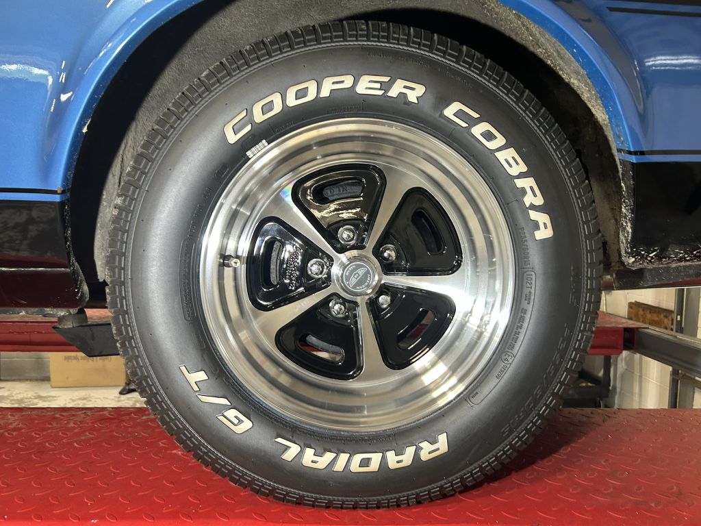 Photo 82 of this FORD MUSTANG