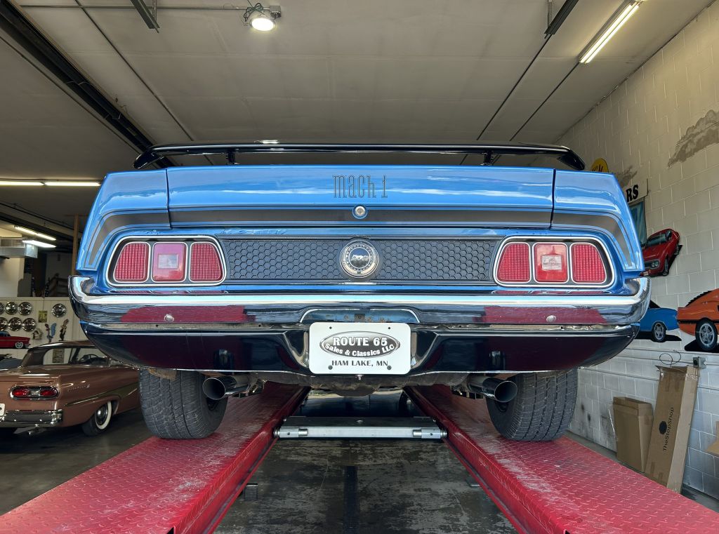 Photo 116 of this FORD MUSTANG