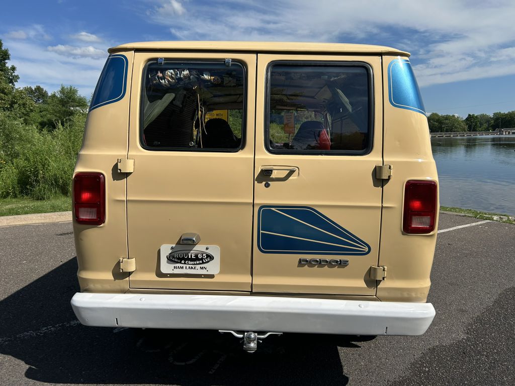 Photo 5 of this DODGE Sportsman Van