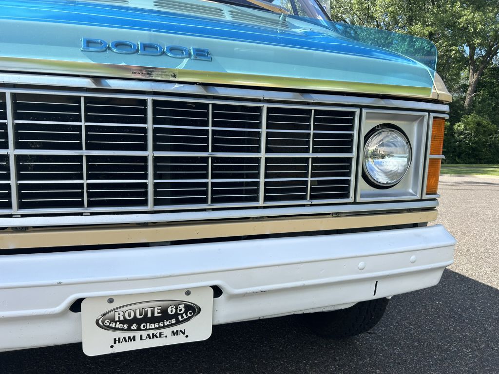 Photo 8 of this DODGE Sportsman Van