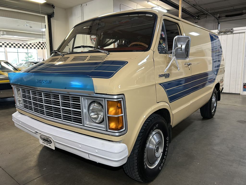 Photo 26 of this DODGE Sportsman Van