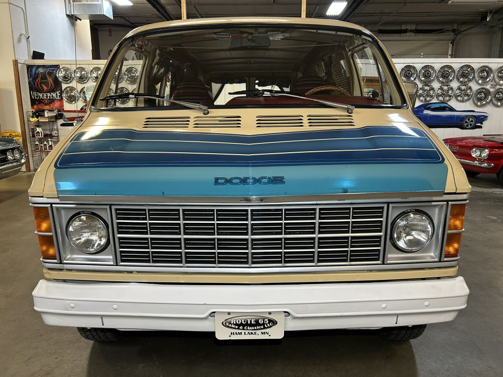 Photo 27 of this DODGE Sportsman Van