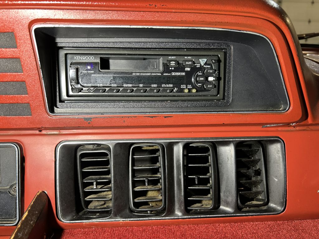 Photo 55 of this DODGE Sportsman Van
