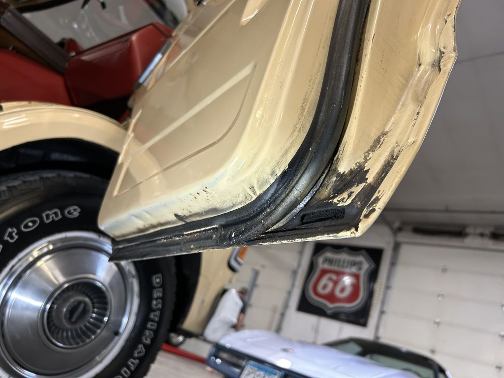 Photo 71 of this DODGE Sportsman Van