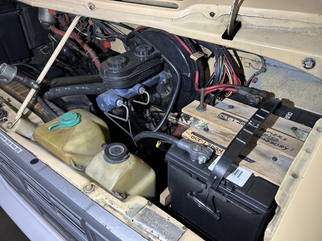 Photo 89 of this DODGE Sportsman Van