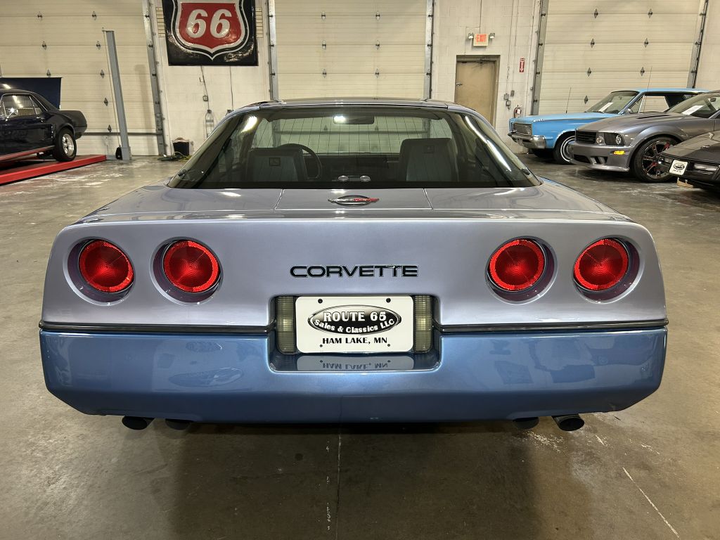 Photo 9 of this CHEVROLET CORVETTE