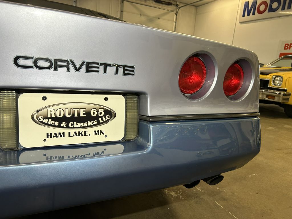 Photo 29 of this CHEVROLET CORVETTE