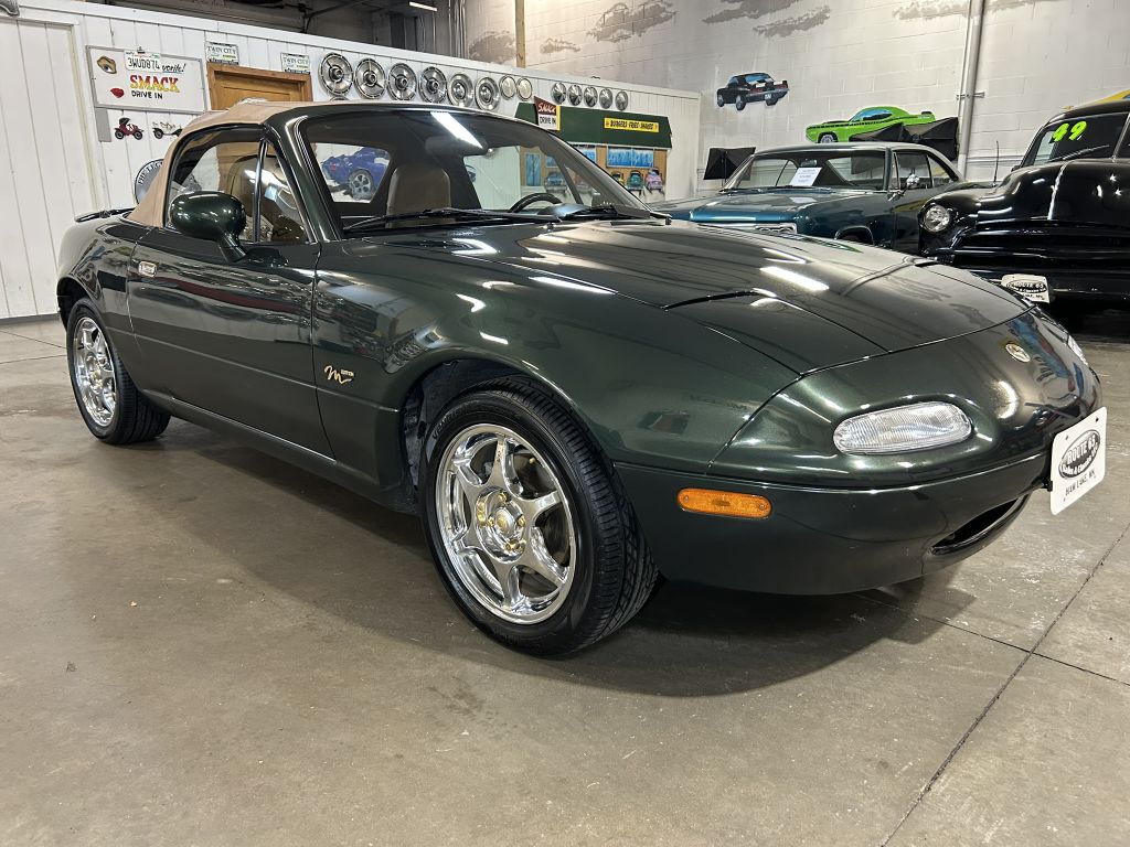 Photo 5 of this MAZDA MX-5 MIATA