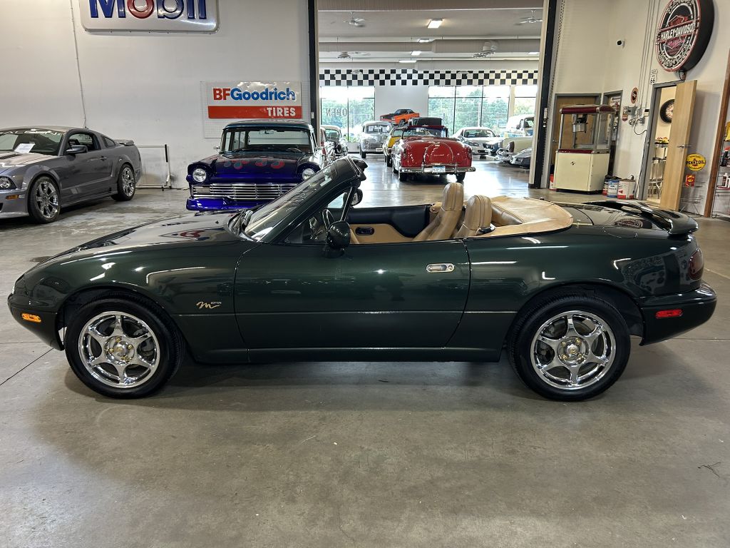 Photo 36 of this MAZDA MX-5 MIATA