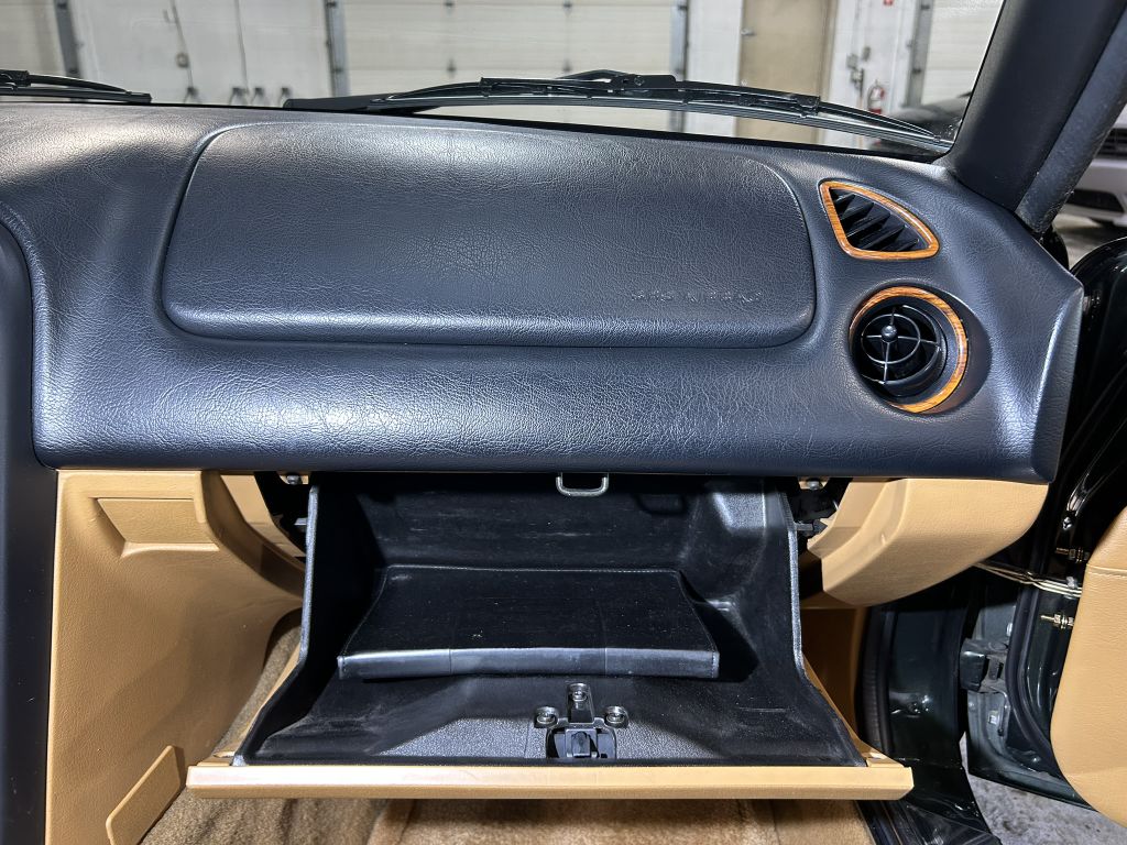 Photo 58 of this MAZDA MX-5 MIATA