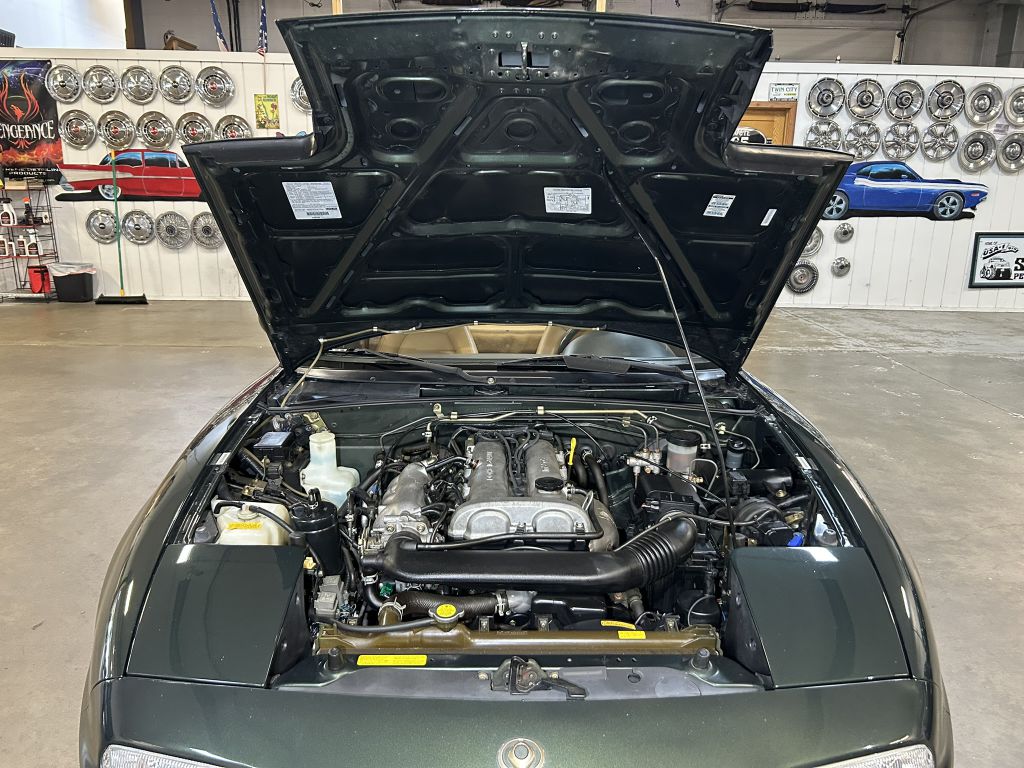 Photo 79 of this MAZDA MX-5 MIATA