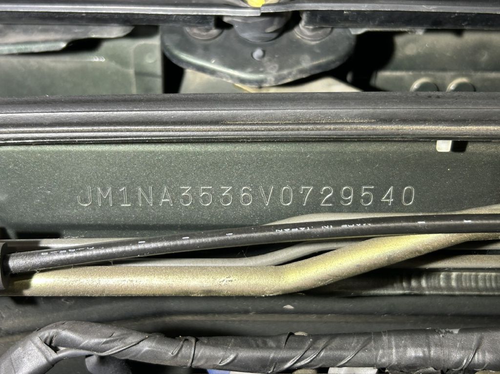 Photo 85 of this MAZDA MX-5 MIATA