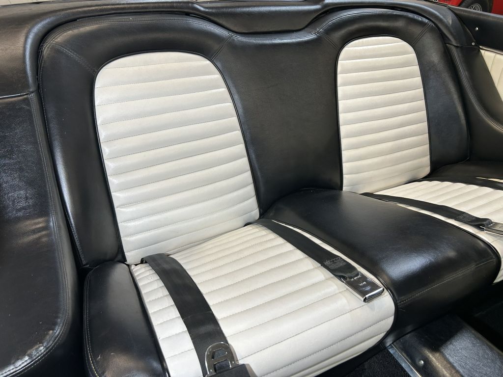 Photo 64 of this FORD THUNDERBIRD