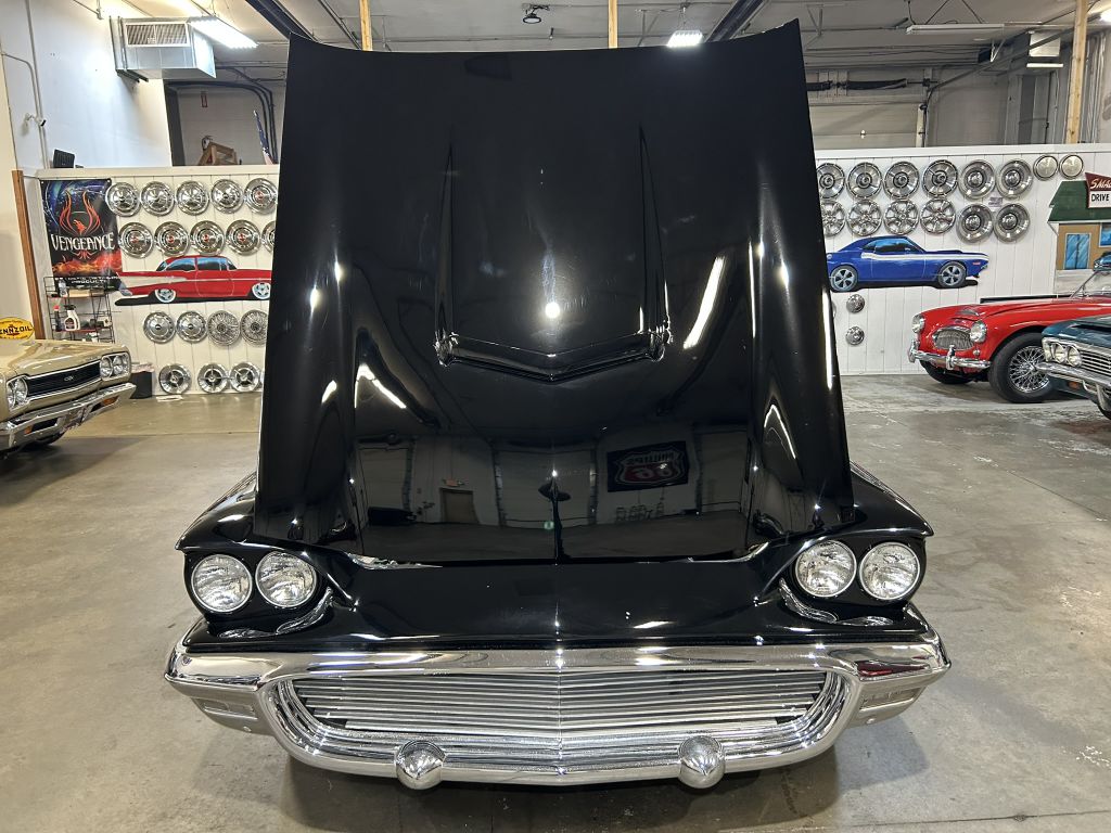 Photo 75 of this FORD THUNDERBIRD