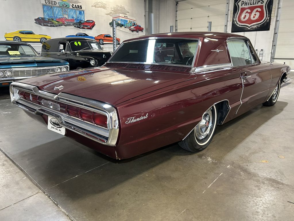 Photo 5 of this FORD THUNDERBIRD