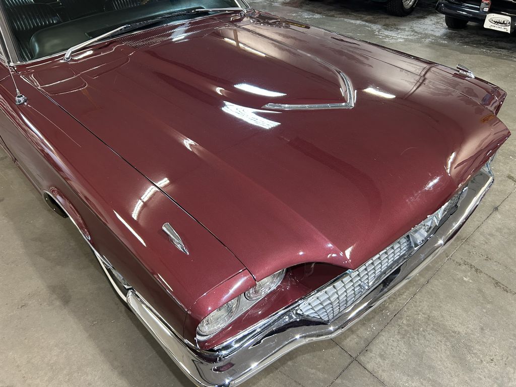 Photo 13 of this FORD THUNDERBIRD