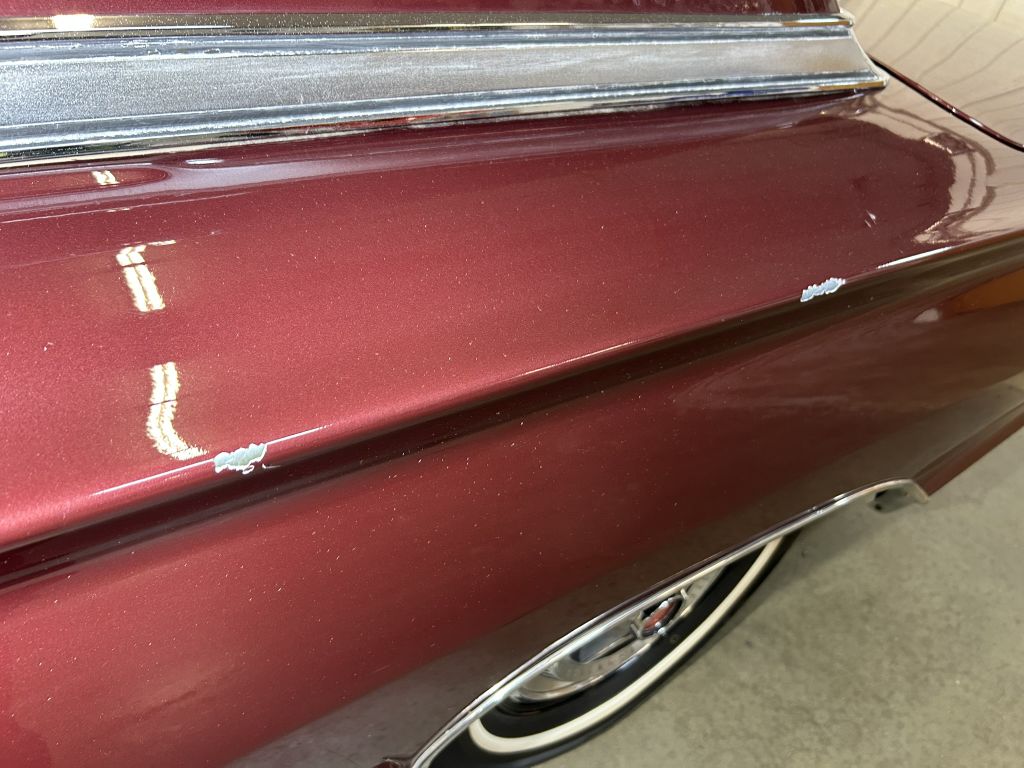 Photo 25 of this FORD THUNDERBIRD