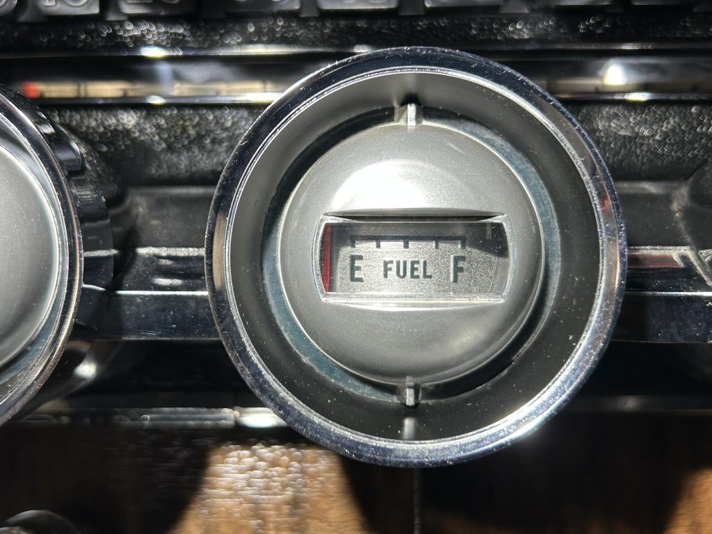 Photo 42 of this FORD THUNDERBIRD