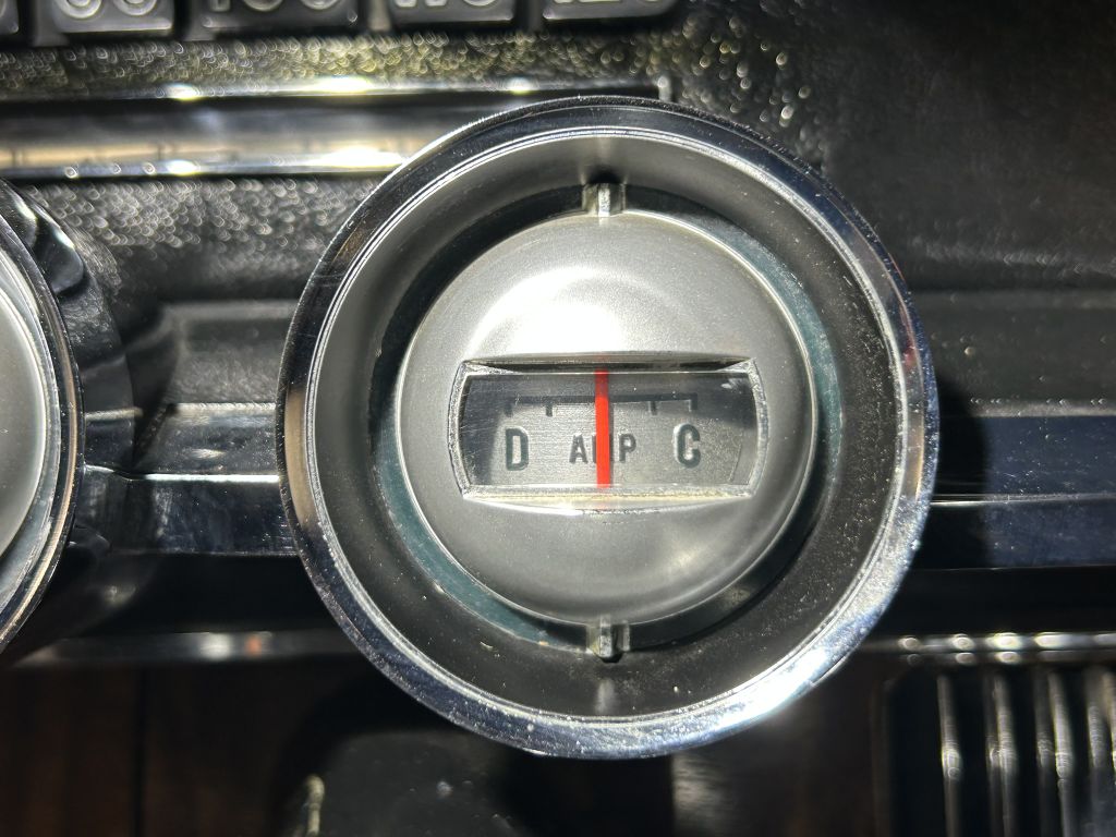Photo 44 of this FORD THUNDERBIRD