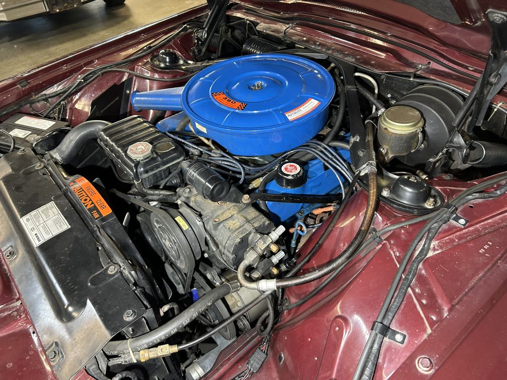 Photo 72 of this FORD THUNDERBIRD