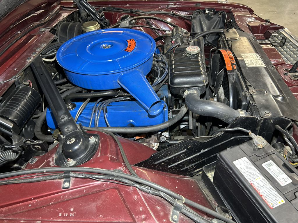 Photo 75 of this FORD THUNDERBIRD
