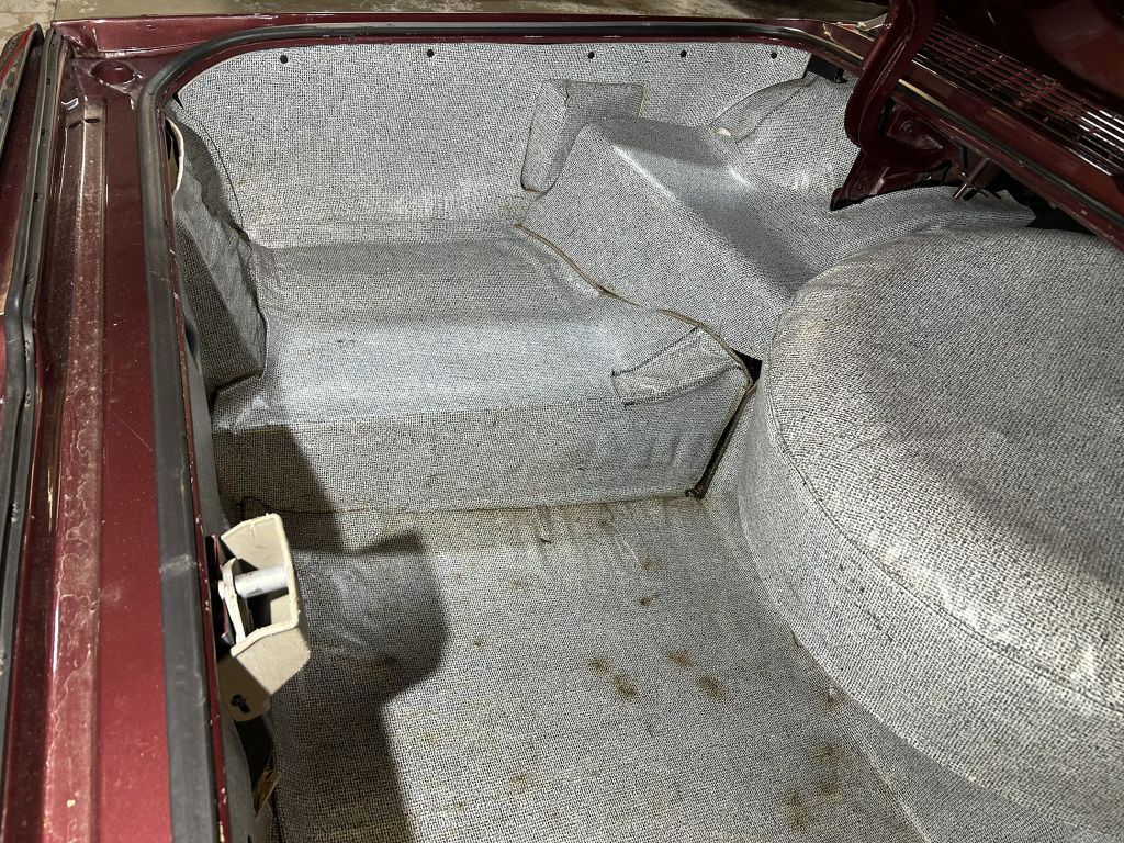 Photo 82 of this FORD THUNDERBIRD