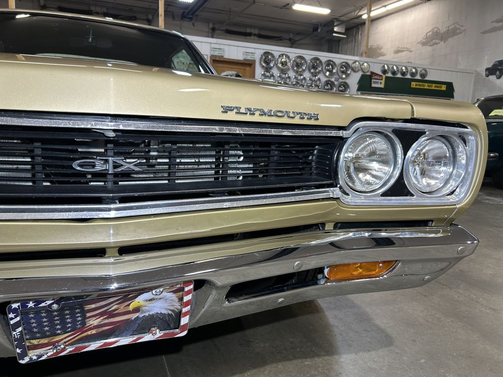 Photo 9 of this PLYMOUTH GTX