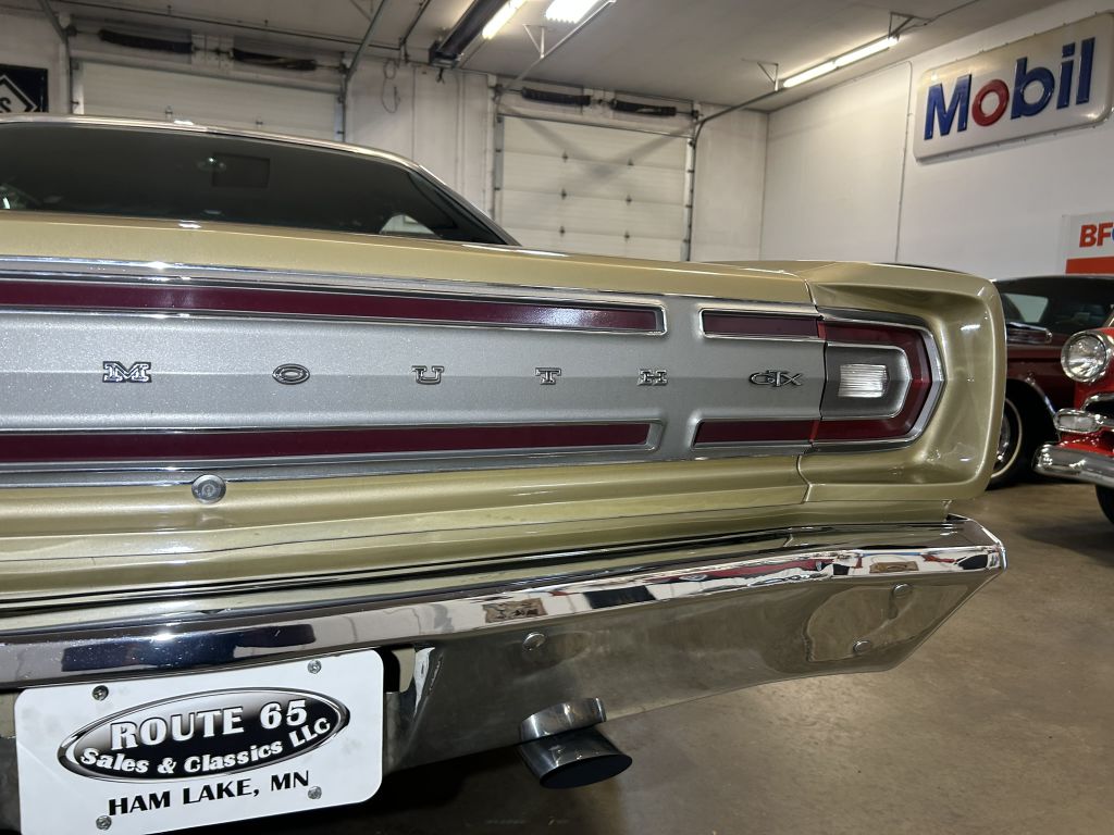 Photo 26 of this PLYMOUTH GTX