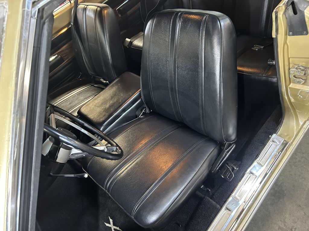 Photo 36 of this PLYMOUTH GTX