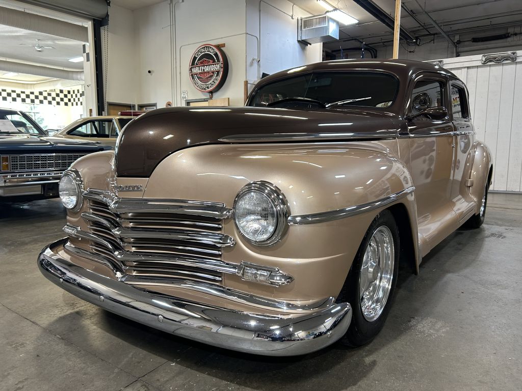 1947 PLYMOUTH DELUXE