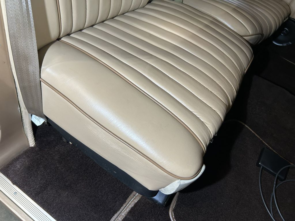 Photo 60 of this PLYMOUTH DELUXE