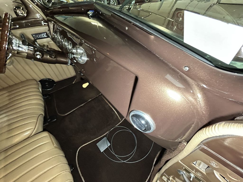 Photo 62 of this PLYMOUTH DELUXE