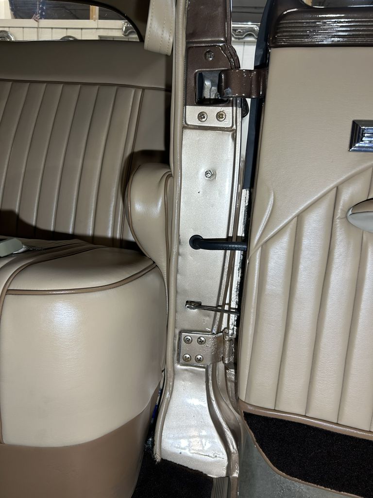 Photo 79 of this PLYMOUTH DELUXE
