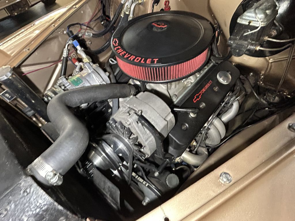 Photo 85 of this PLYMOUTH DELUXE