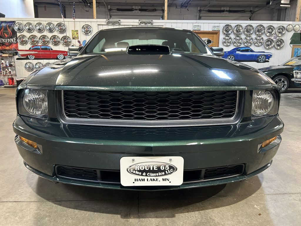 Photo 2 of this FORD MUSTANG