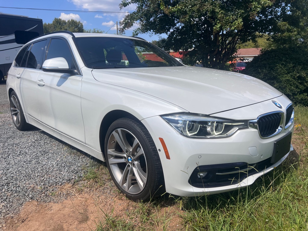 2017 BMW 330
