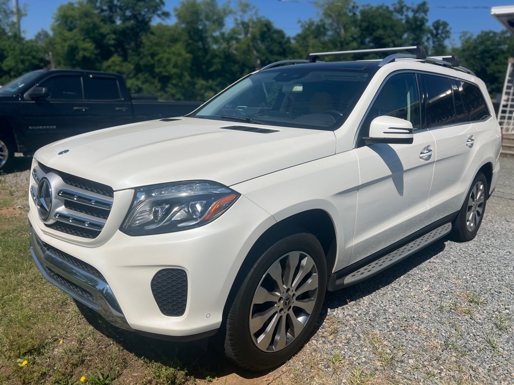 Photo 2 of this MERCEDES-BENZ GLS
