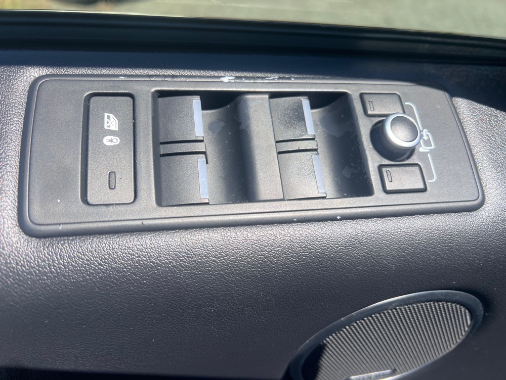 Photo 12 of this LAND ROVER RANGE ROVER SPO