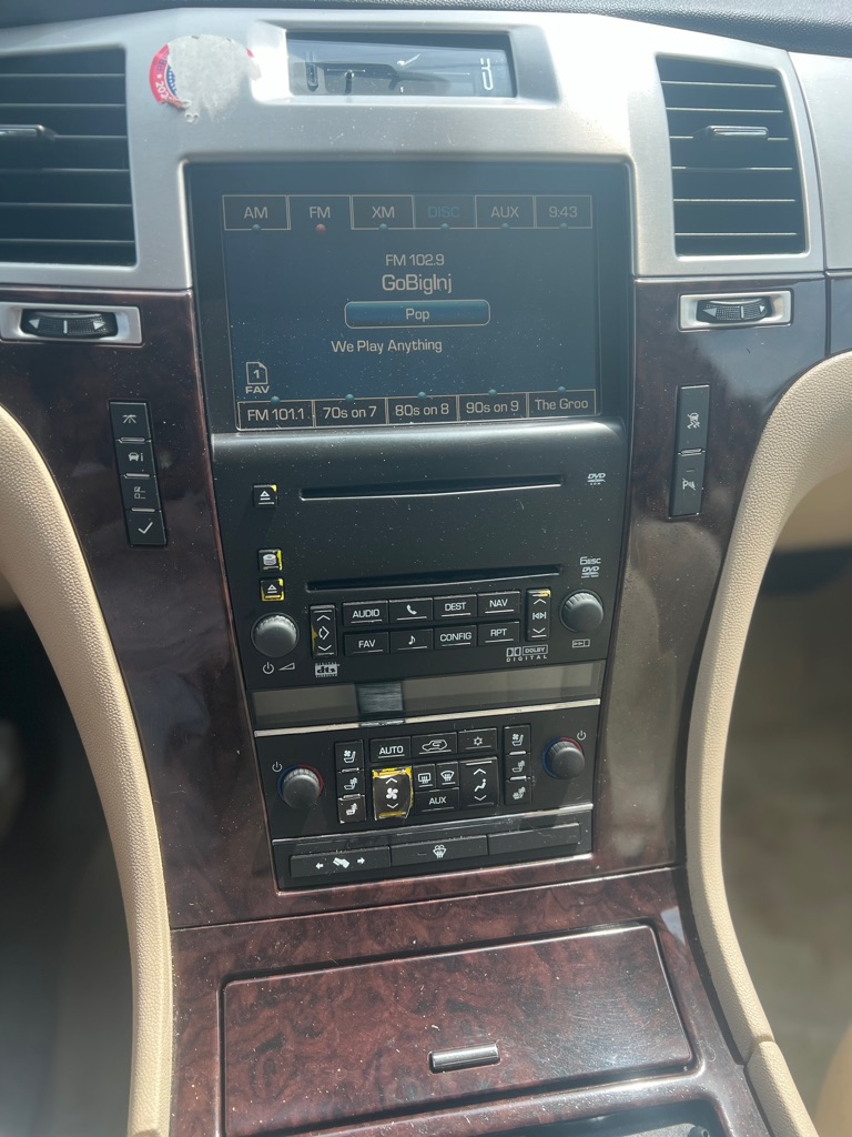 Photo 11 of this CADILLAC ESCALADE