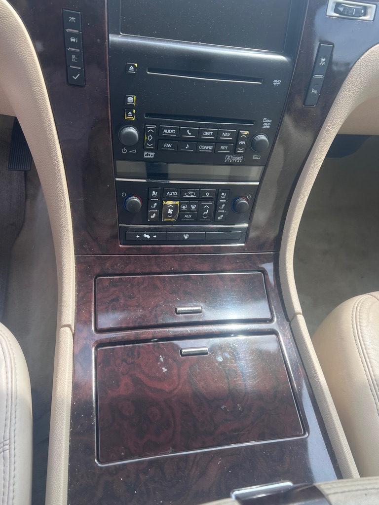 Photo 8 of this CADILLAC ESCALADE