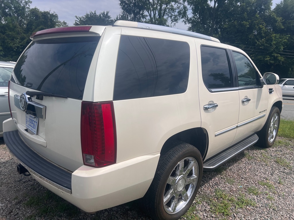 Photo 5 of this CADILLAC ESCALADE